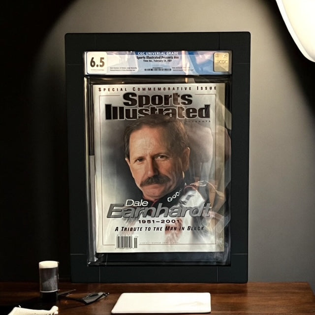 EZ Magazine Slab Frame--UV Protected Acrylic Magnetic Graded Comic Display Frame